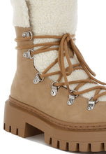 Load image into Gallery viewer, Omul Fleece &amp; Faux Leather Boots
