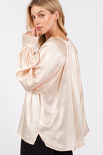 Load image into Gallery viewer, Notched Long Sleeve Blouse (Champagne)
