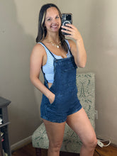 Load image into Gallery viewer, Mave Striped Tank
