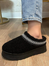 Load image into Gallery viewer, WILD DIVA Embroidered Trim Platform Sherpa Boots
